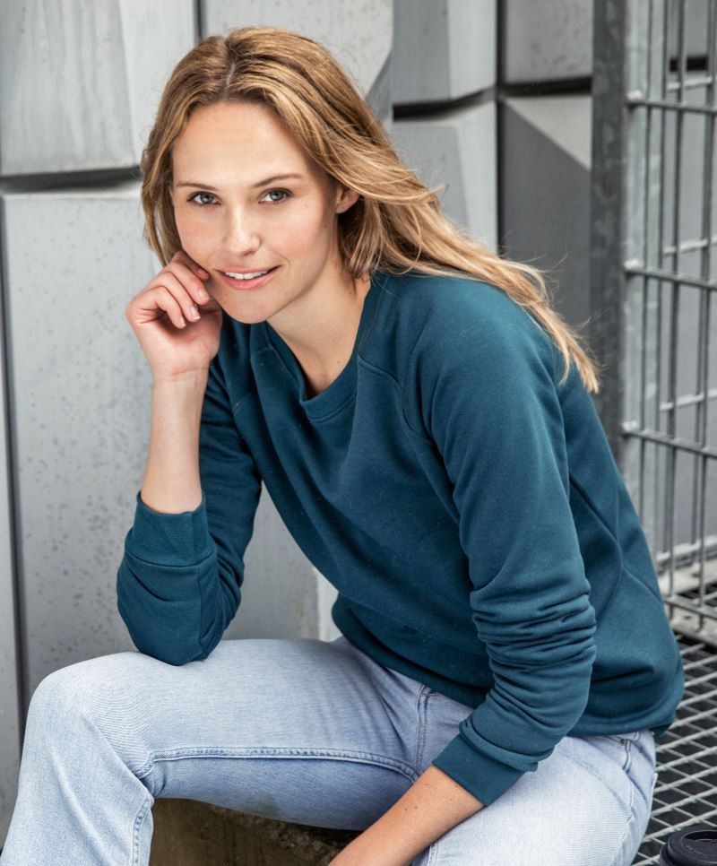 Ladies' Raglan Sweat JN793