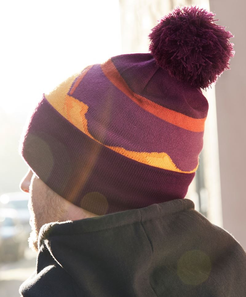 Strickmütze mit Pompon "Mountain Peaks" Beechfield B395R
